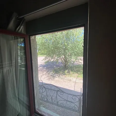 La Maison Du Bonheur 3km Le Pal Bed & Breakfast 3*