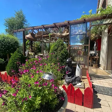 La Maison Du Bonheur Thiel-sur-Acolin