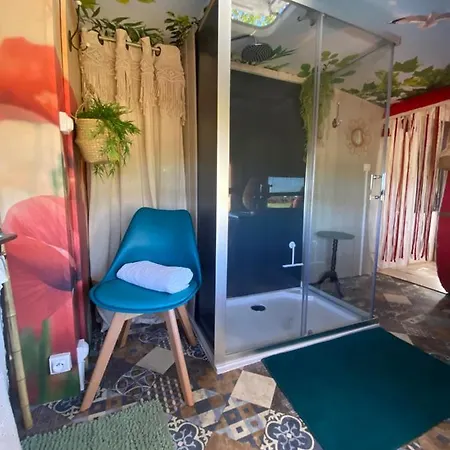 Bed & Breakfast La Maison Du Bonheur 3km Le Pal Thiel-sur-Acolin