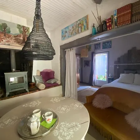 La Maison Du Bonheur 7km Le Pal 住宿加早餐酒店 Thiel-sur-Acolin