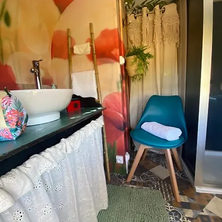 La Maison Du Bonheur Couette-café Thiel-sur-Acolin