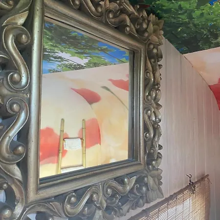 La Maison Du Bonheur 3km Le Pal Oda ve Kahvaltı Thiel-sur-Acolin