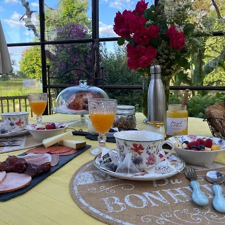 La Maison Du Bonheur 3km Le Pal Thiel-sur-Acolin