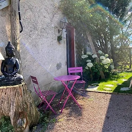 Bed & Breakfast La Maison Du Bonheur 7km Le Pal