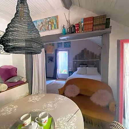 Bed & Breakfast La Maison Du Bonheur 7km Le Pal 3*