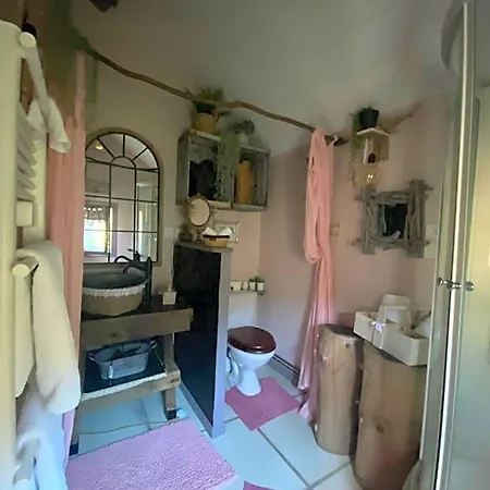 Bed & Breakfast La Maison Du Bonheur 7km Le Pal