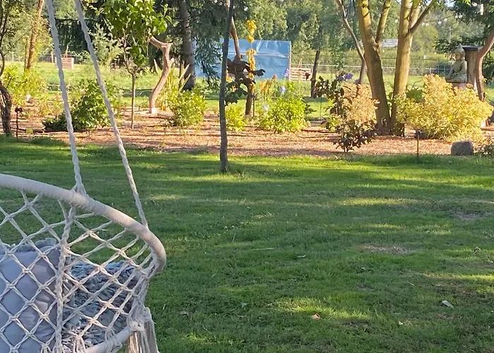 Nocleg ze śniadaniem La Maison Du Bonheur 7km Le Pal 3*