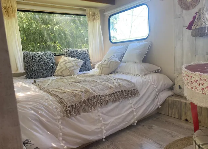 La Maison Du Bonheur 7km Le Pal Nocleg ze śniadaniem 3*