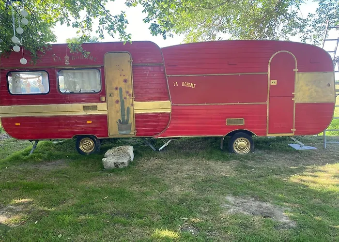 Nocleg ze śniadaniem La Maison Du Bonheur 7km Le Pal 3*